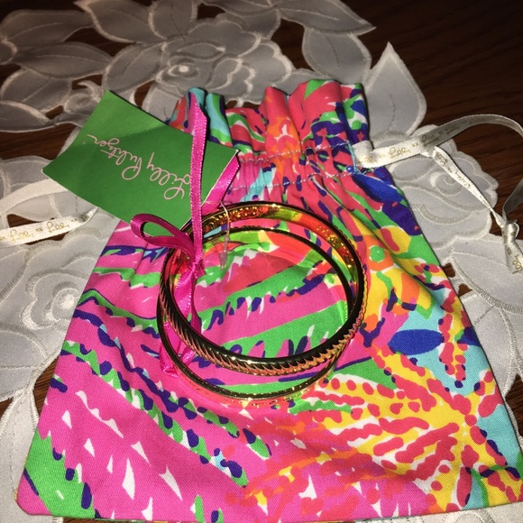 Lilly Pulitzer Jewelry - 💝LILLY PULITZER 🌴BANGLE SET🍃NWT Lilly Pulitzer Jewelry - 💝LILLY PULITZER 🌴BANGLE SET🍃NWT